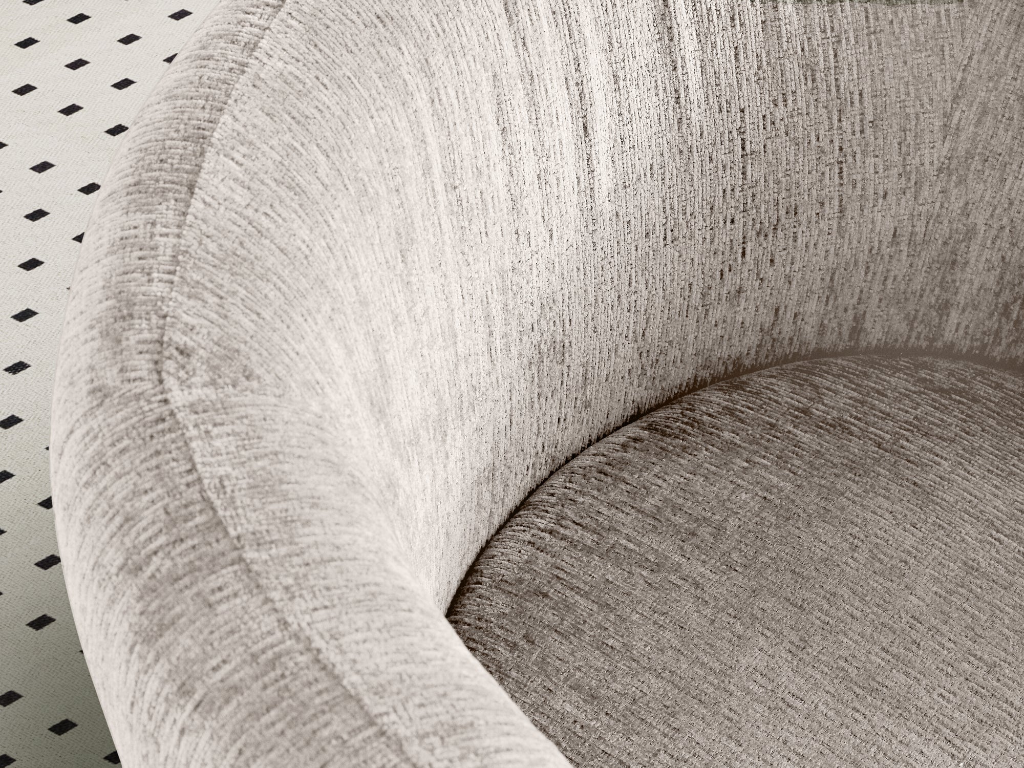 Dana Lounge Chair